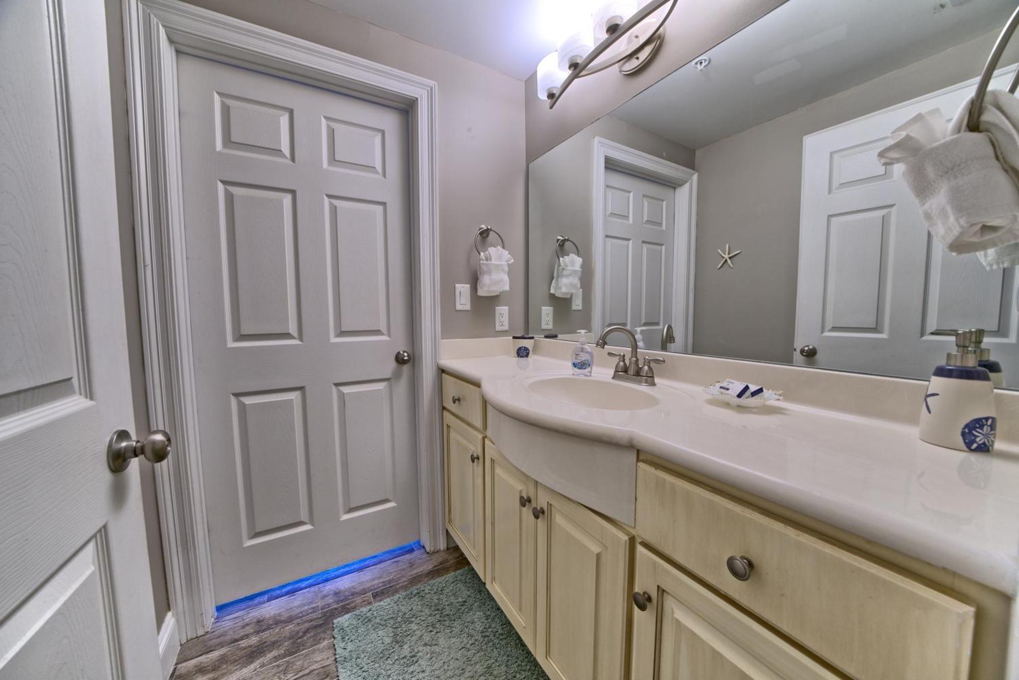 Oceanfront Paradise In Gated Community - 2304 * Panama City Beach
