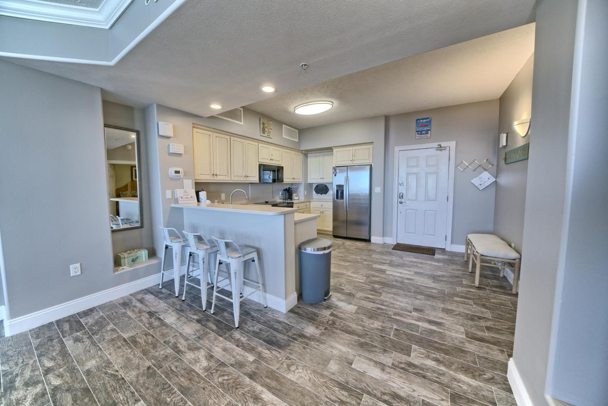 Oceanfront Paradise In Gated Community - 2304 Apartment Panama City Beach
